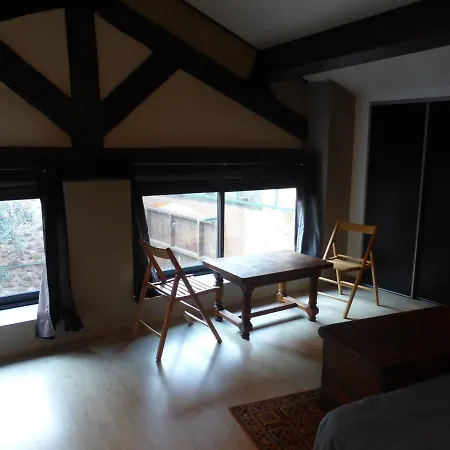 El Pati Catala Apartment