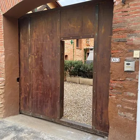 El Pati Catala Fourques (Pyrenees-Orientales)